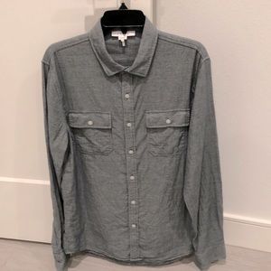Men’s Medium Dress Shirt